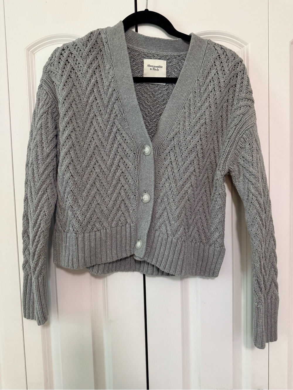 Abercrombie & Fitch Women's Gray Knit Crop Button-Front Cardigan Sweater